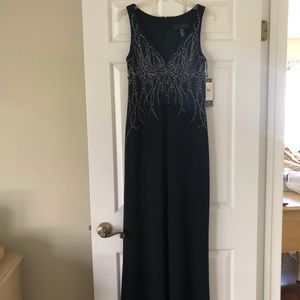 JS Boutique Full Length Black Dress Size 6 NWT